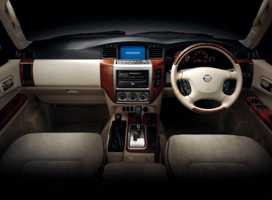 Nissan Safari 2004 года  (фото 3 из 4)